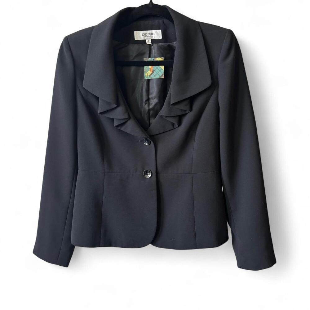Jones Studio Black Ruffle Collar Blazer – Size 8